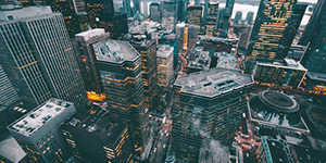 住宅、工业、商业地产开发，建筑工程、工业制造、矿业开采、生物制药、能源开发、资本运营、金融服务、经贸商贸、餐饮娱乐等为一体的多元化大型股份制企业...